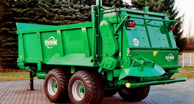 Tebbe Manure Spreaders on Field