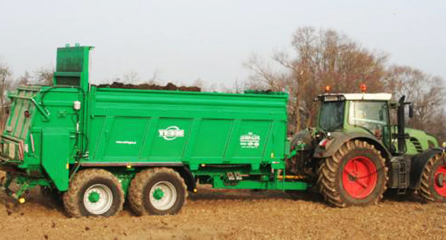 Tebbe Manure Spreaders on Field